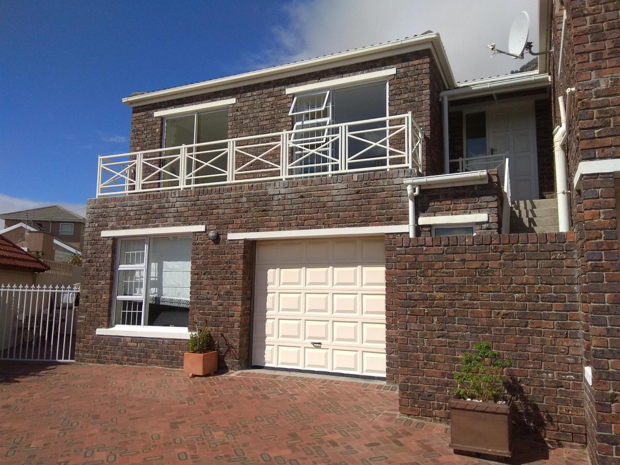 Spectrum Of Views Near Muizenberg Apartment Lakeside Exterior photo