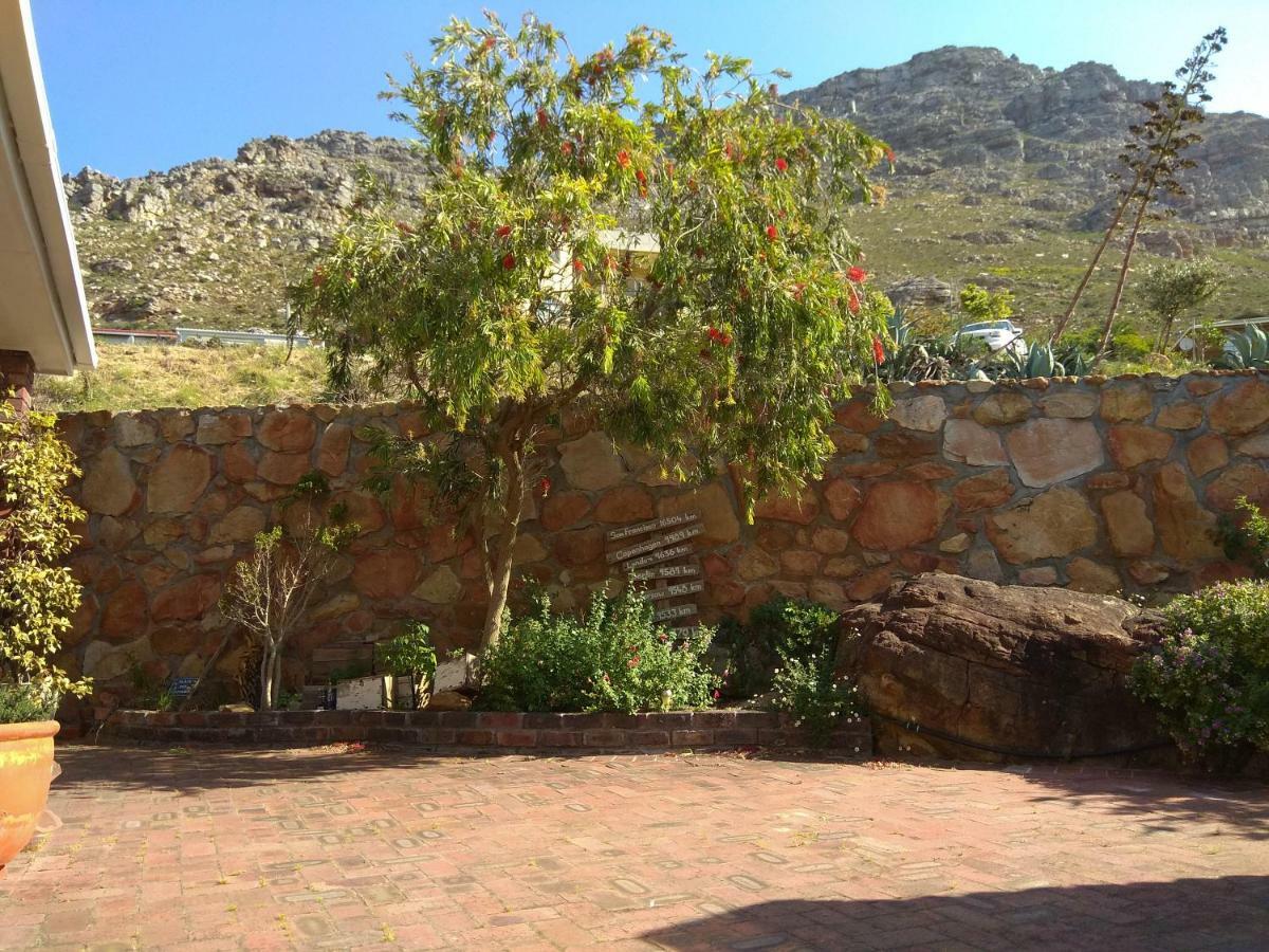 Spectrum Of Views Near Muizenberg Apartment Lakeside Exterior photo